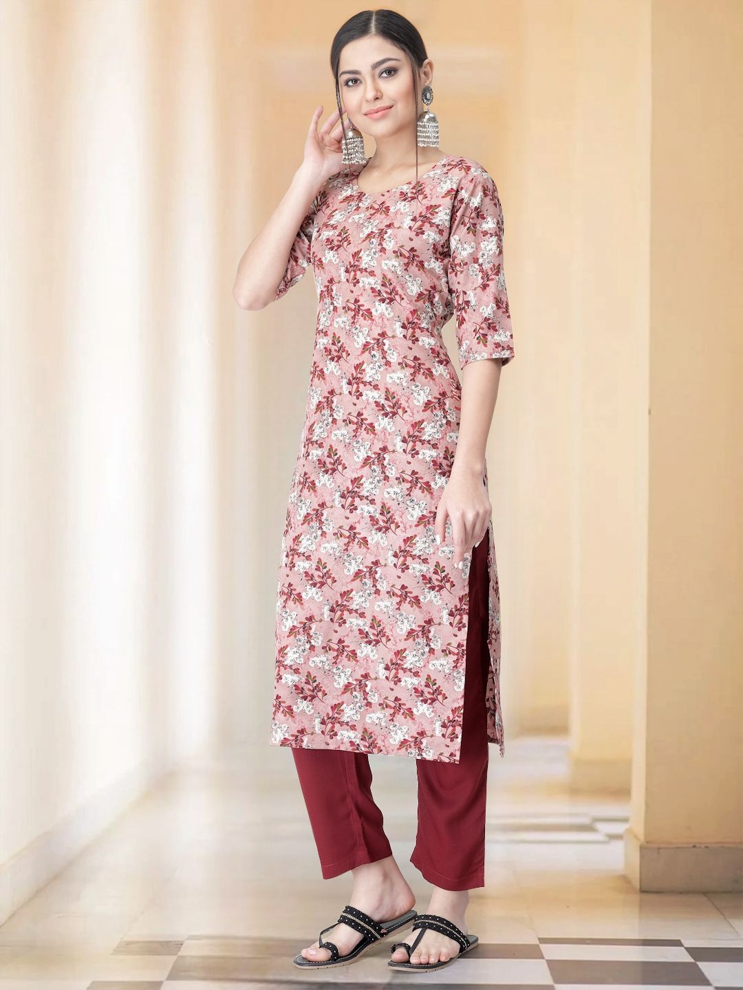 

7Threads Selection Of 2 Floral Printed Round Neck Straight Kurtas With Trousers, Mauve
