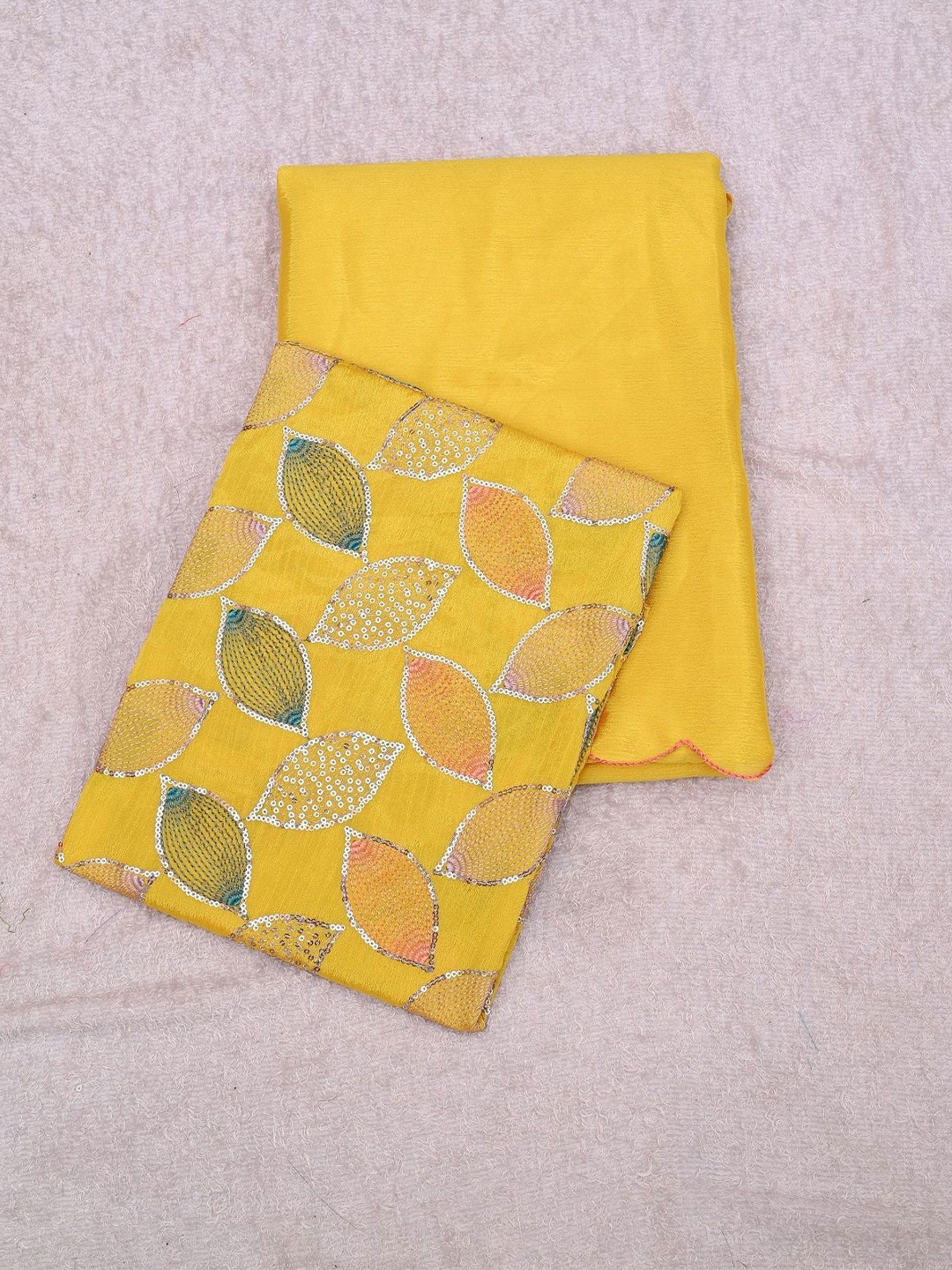

Aika Woven Design Sequinned Pure Georgette Banarasi Saree, Yellow