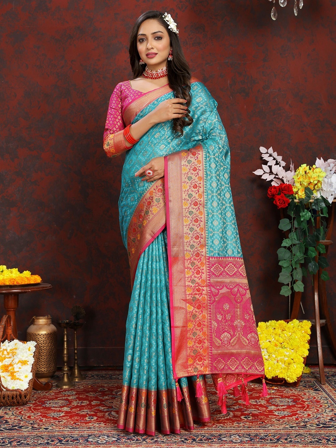 

Upalksh Woven Design Zari Banarasi Saree, Blue