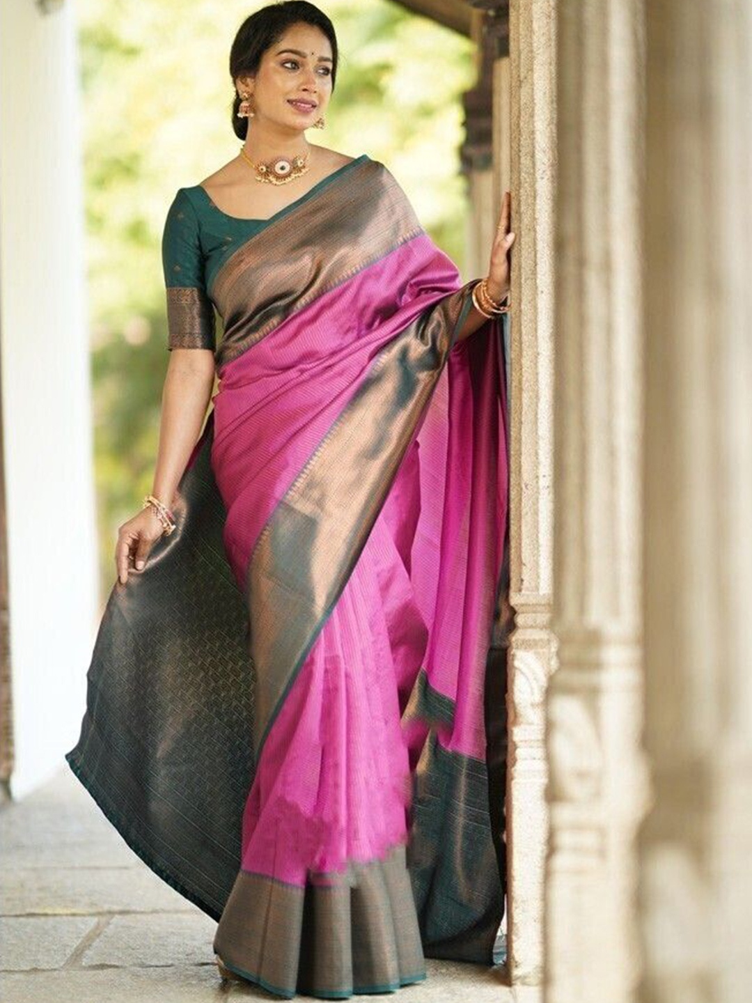 

Upalksh Woven Design Zari Pure Silk Kota Saree, Pink