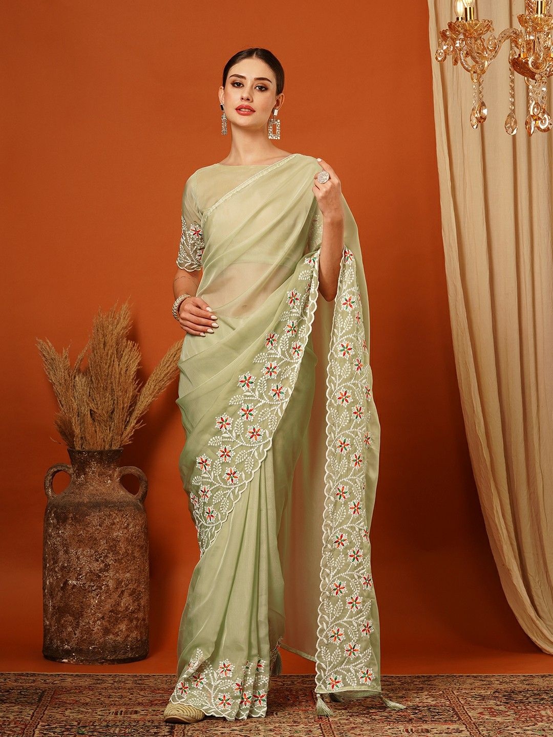 

WINKLECART Embroidered Pure Silk Banarasi Saree, Green
