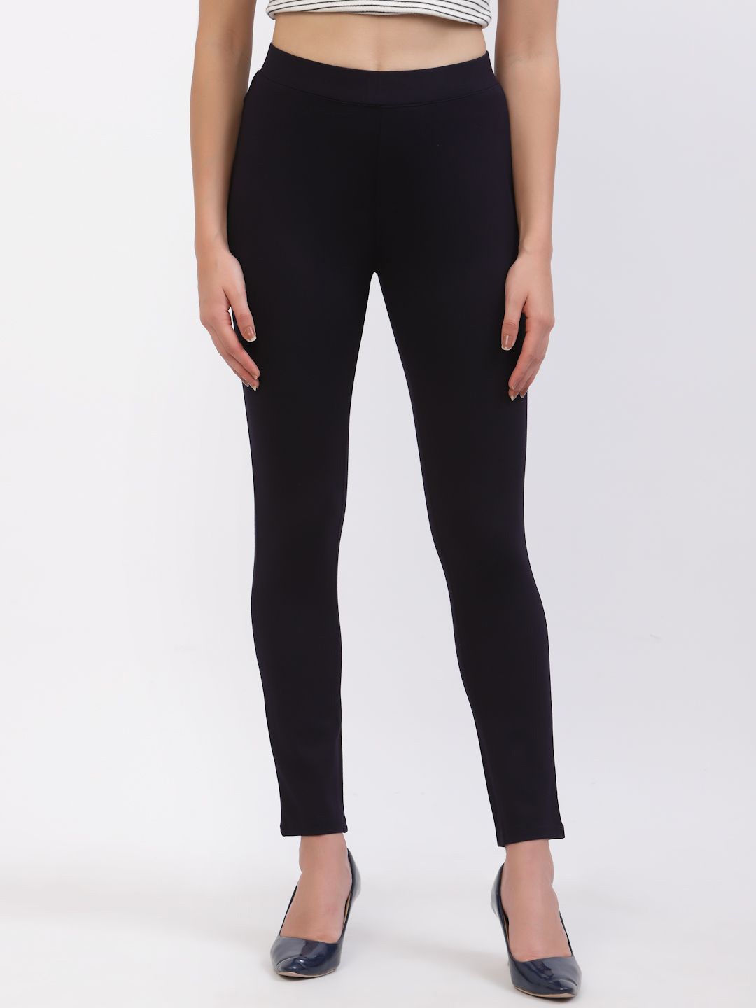 

DELIS Women Skinny Fit Jeggings, Black
