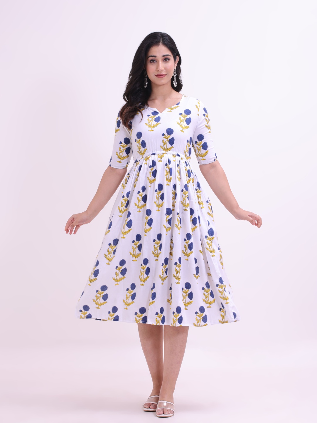 

Smartyhub Floral Printed Notch Neck A-Line Pure Cotton Ethnic Dress, White