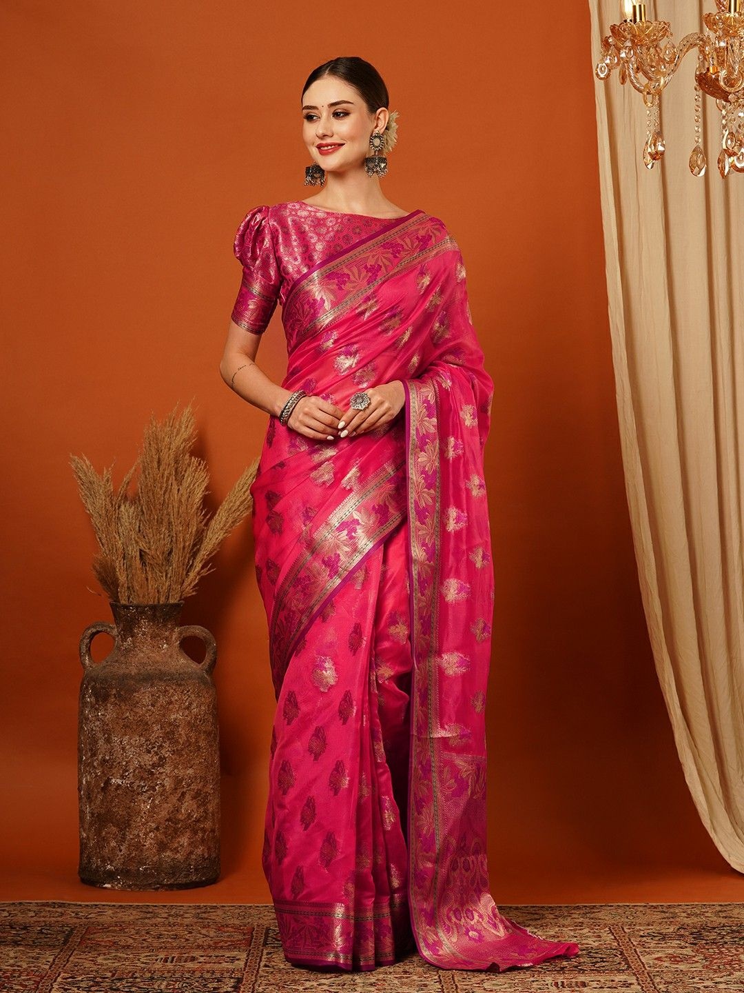 

WINKLECART Woven Design Zari Pure Silk Banarasi Saree, Pink