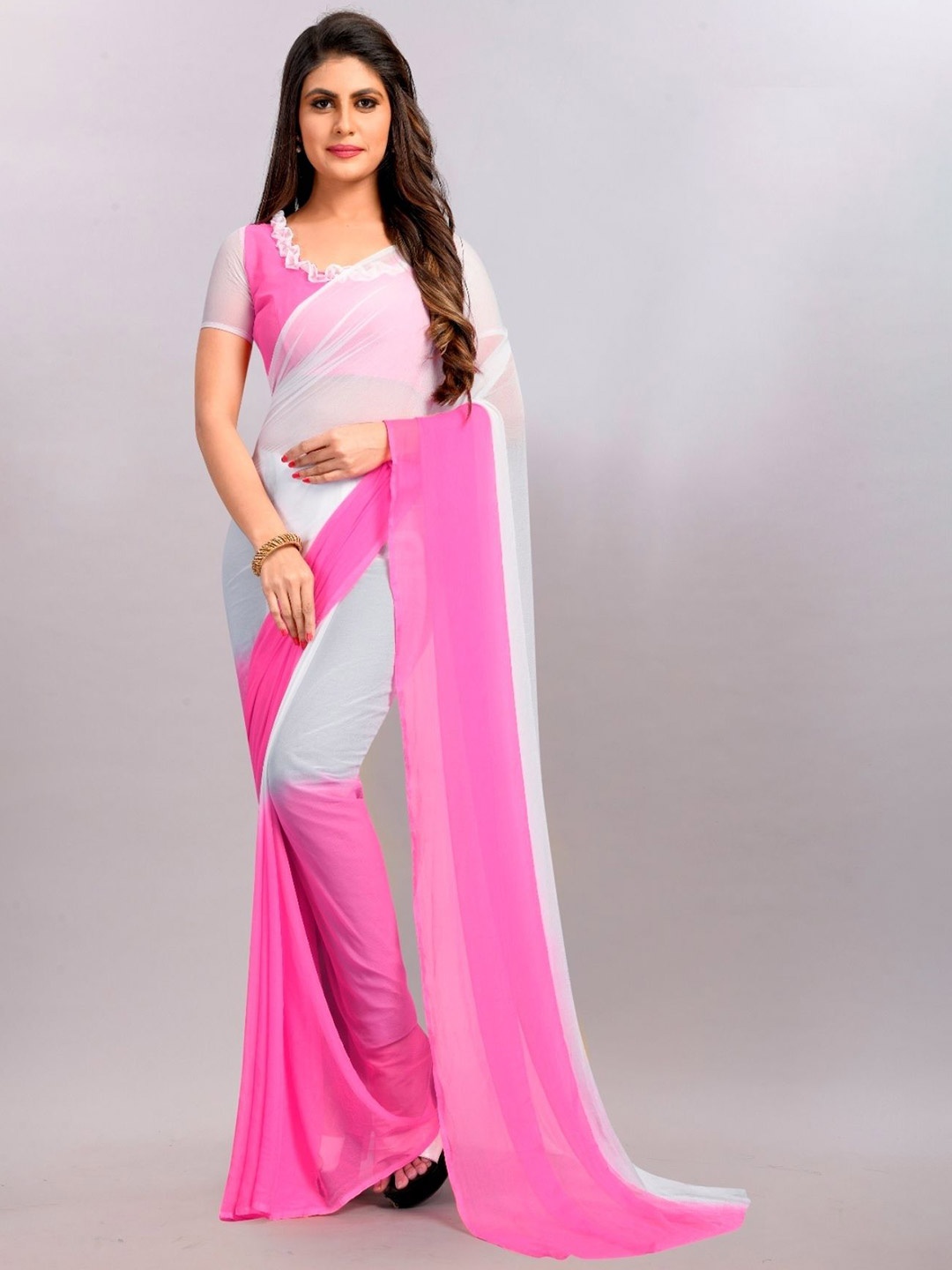 

Aika Women Colourblocked Saree With Blouse Piece, Pink