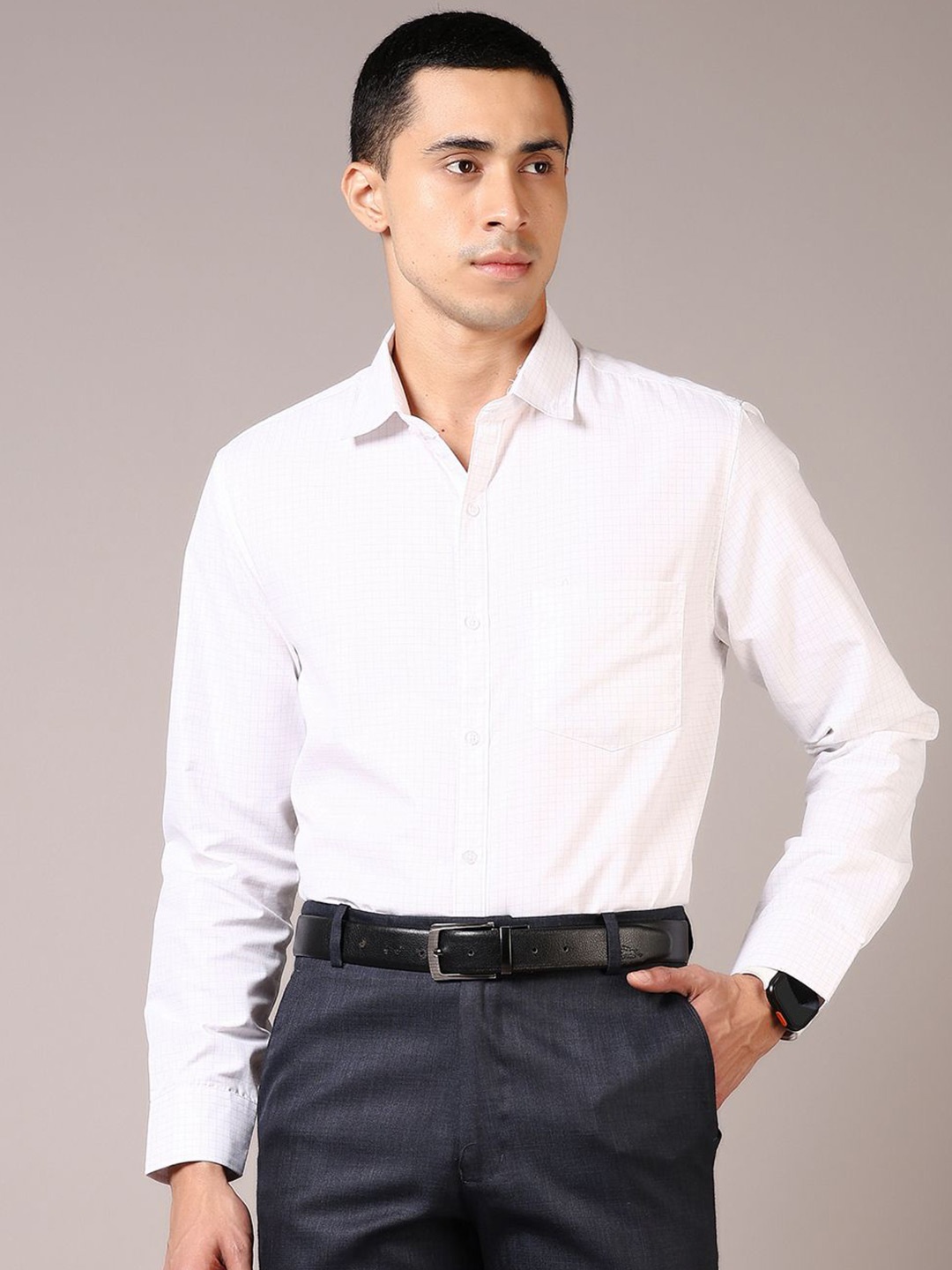 

V-Mart Men Spread Collar Solid Formal Shirt, White