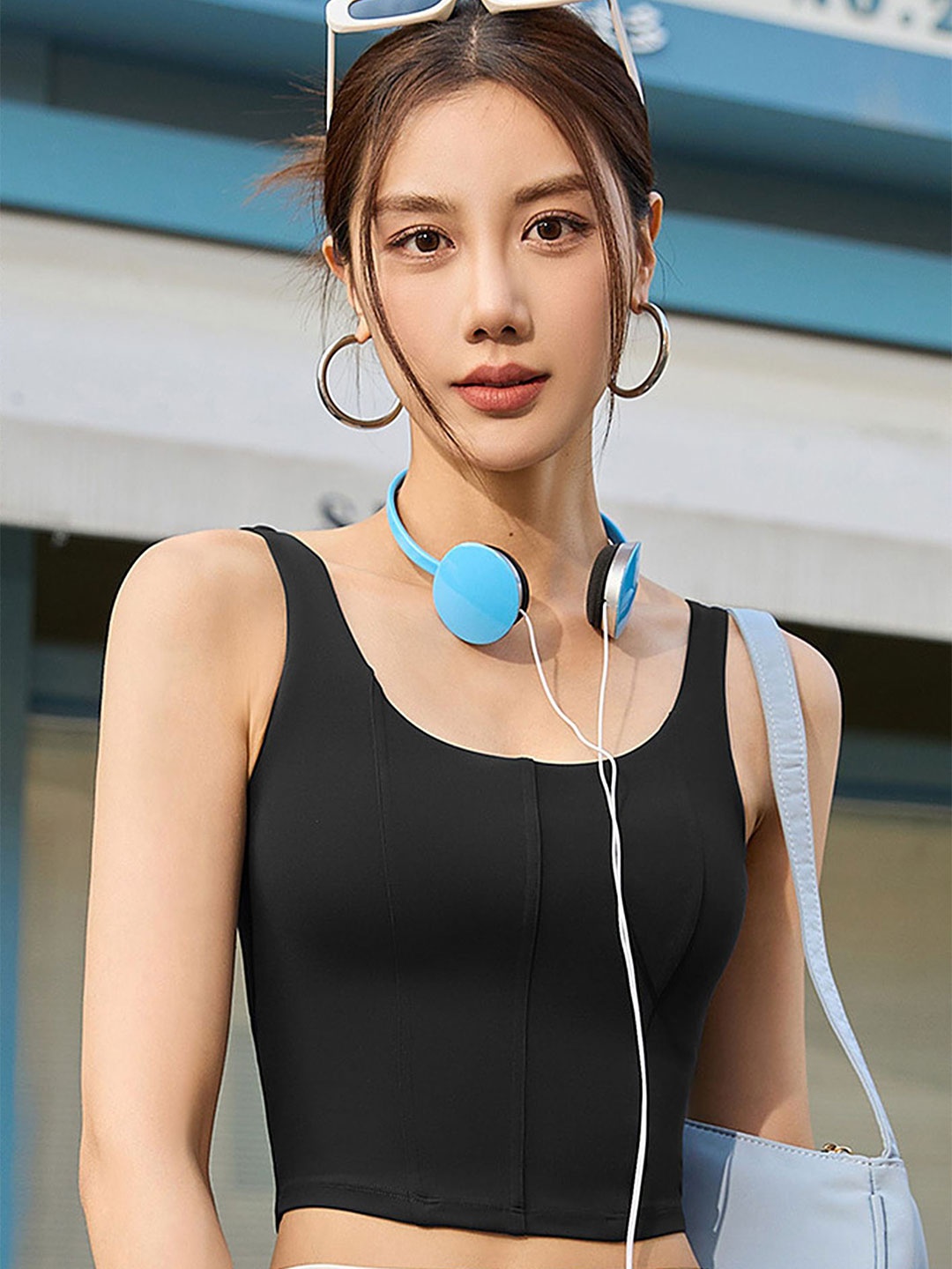 

LULU & SKY Sleeveless Fitted Activewear Tank Crop Top, Black