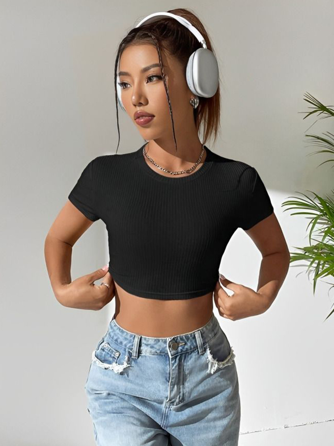 

sollobell Cotton Crop Top, Black