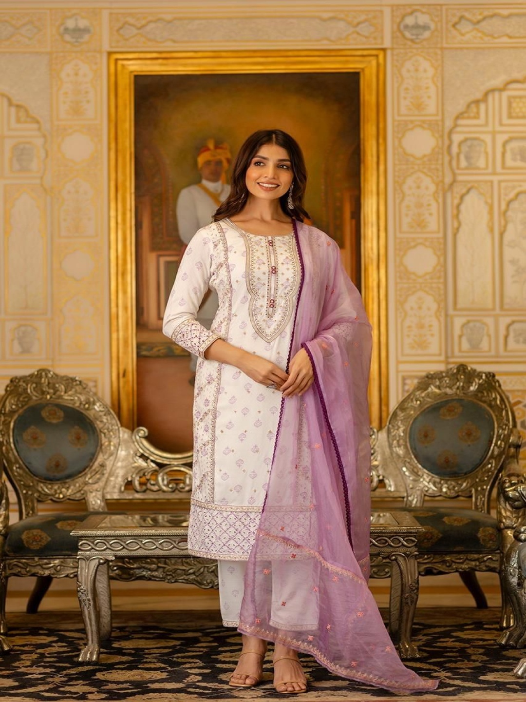 

Gauric creation Women Floral Printed Regular Kurta with Trousers & With Dupatta, Lavender