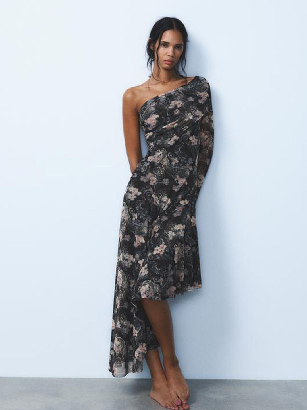 

LULU & SKY Women Floral Printed One-Shoulder A-Line Midi Dress, Black