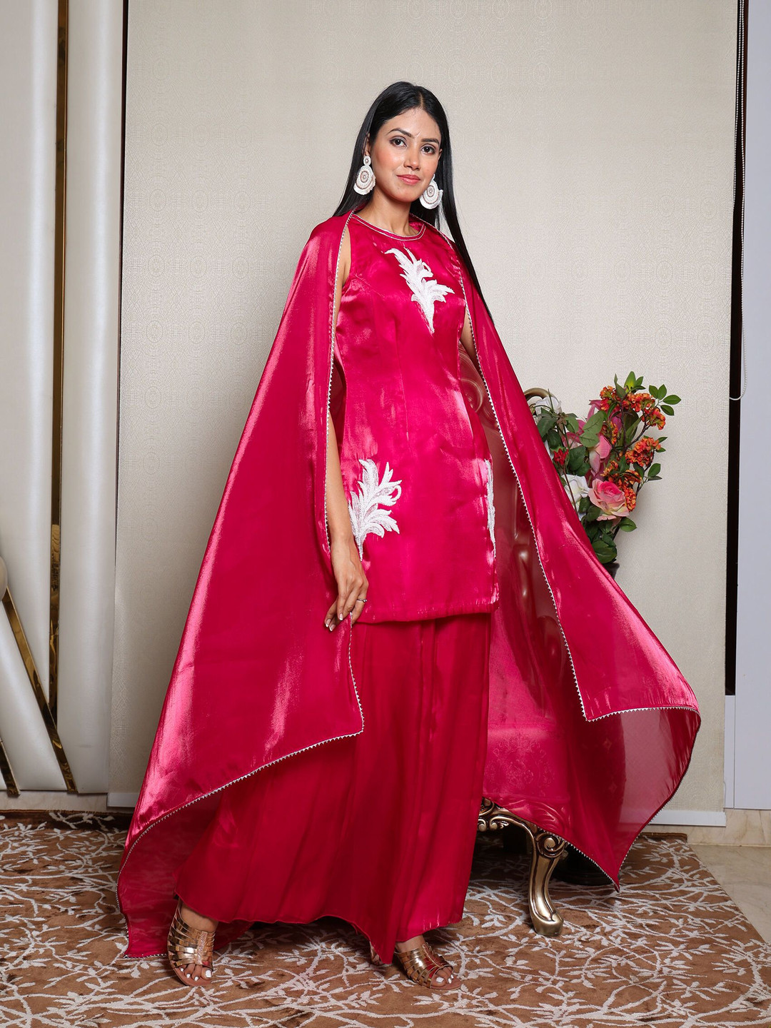 

KELLPAR Floral Embroidered Round Neck Kurti With Palazoo And Dupatta, Fuchsia