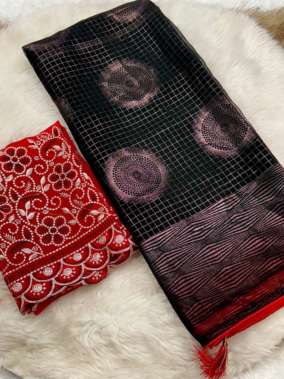 

Aika Zari Saree, Black