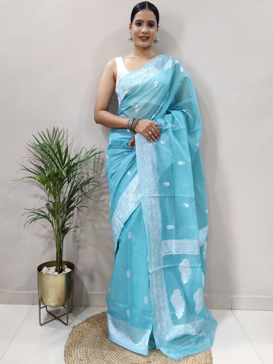 

Aika Woven Design Zari Banarasi Saree, Blue