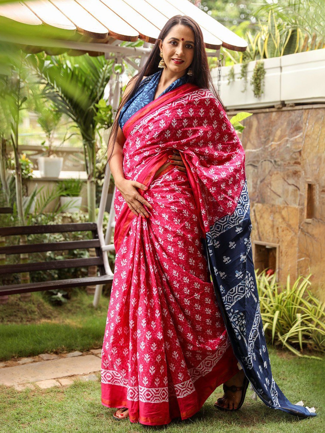 

Craft Musium Floral Pure Cotton Bagru Saree, Pink