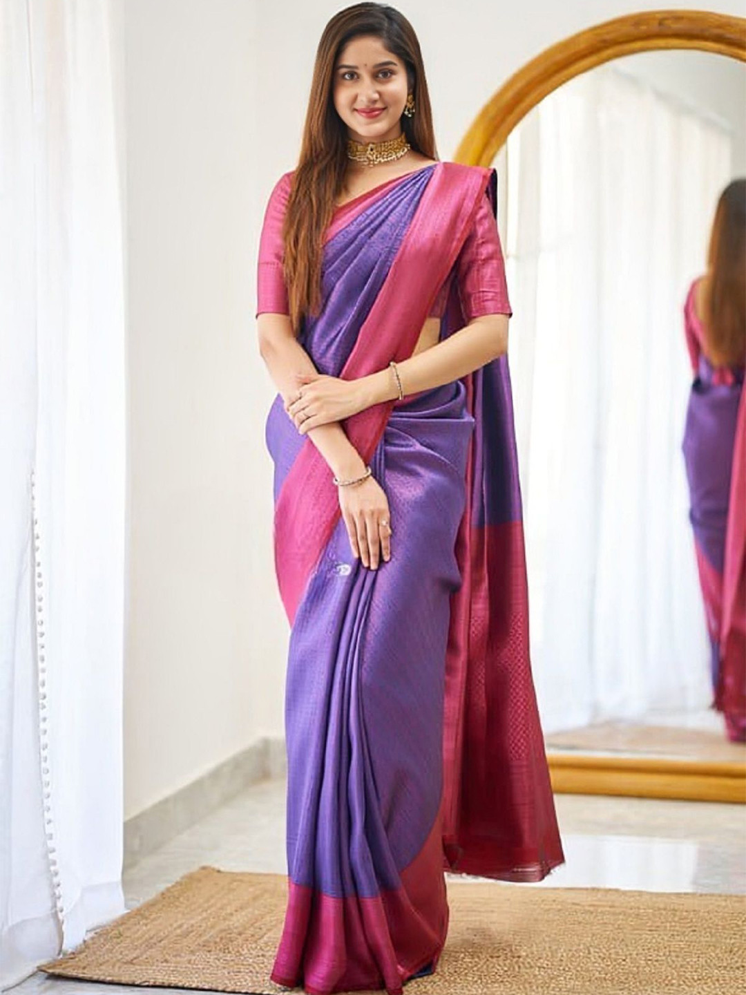 

Aika Woven Design Pure Chiffon Saree, Violet