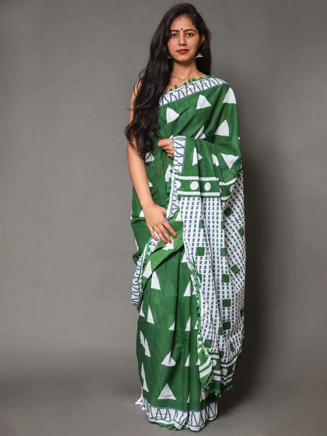 

Craft Musium Pure Cotton Bagru Saree, Green