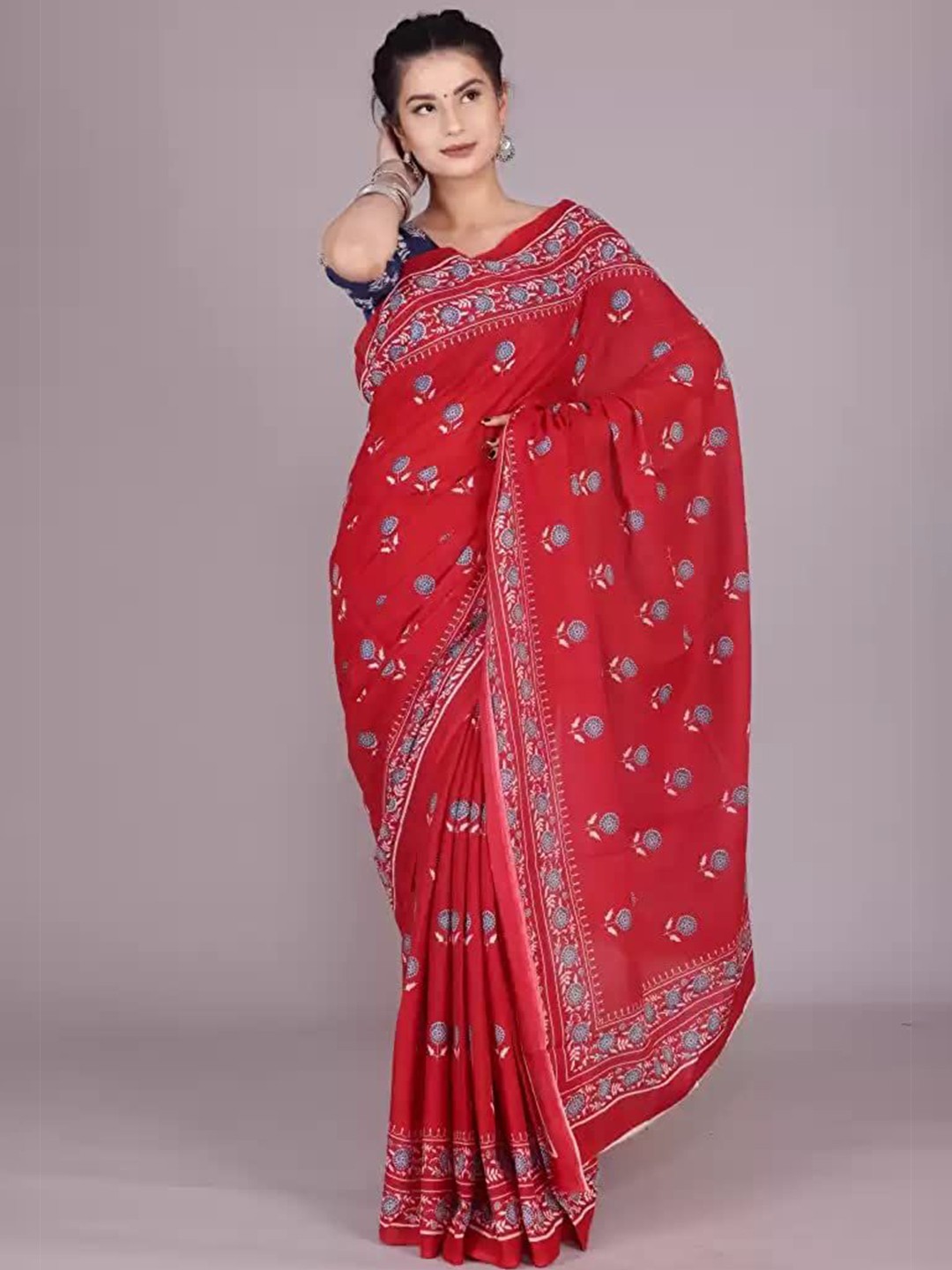 

Craft Musium Floral Pure Cotton Bagru Saree, Red