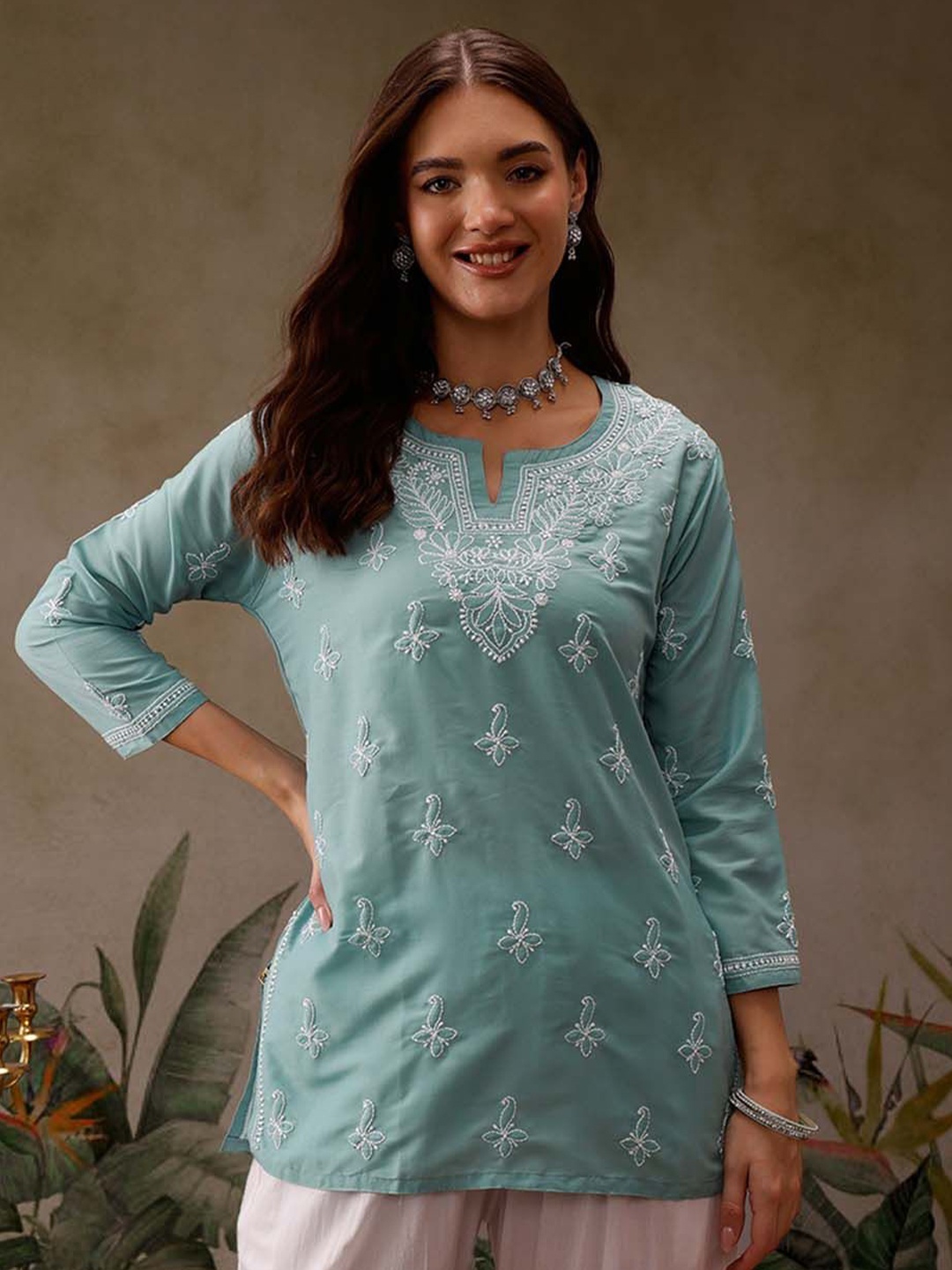 

ADA Women Ethnic Motifs Embroidered Chikankari Thread Work Kurti, Blue