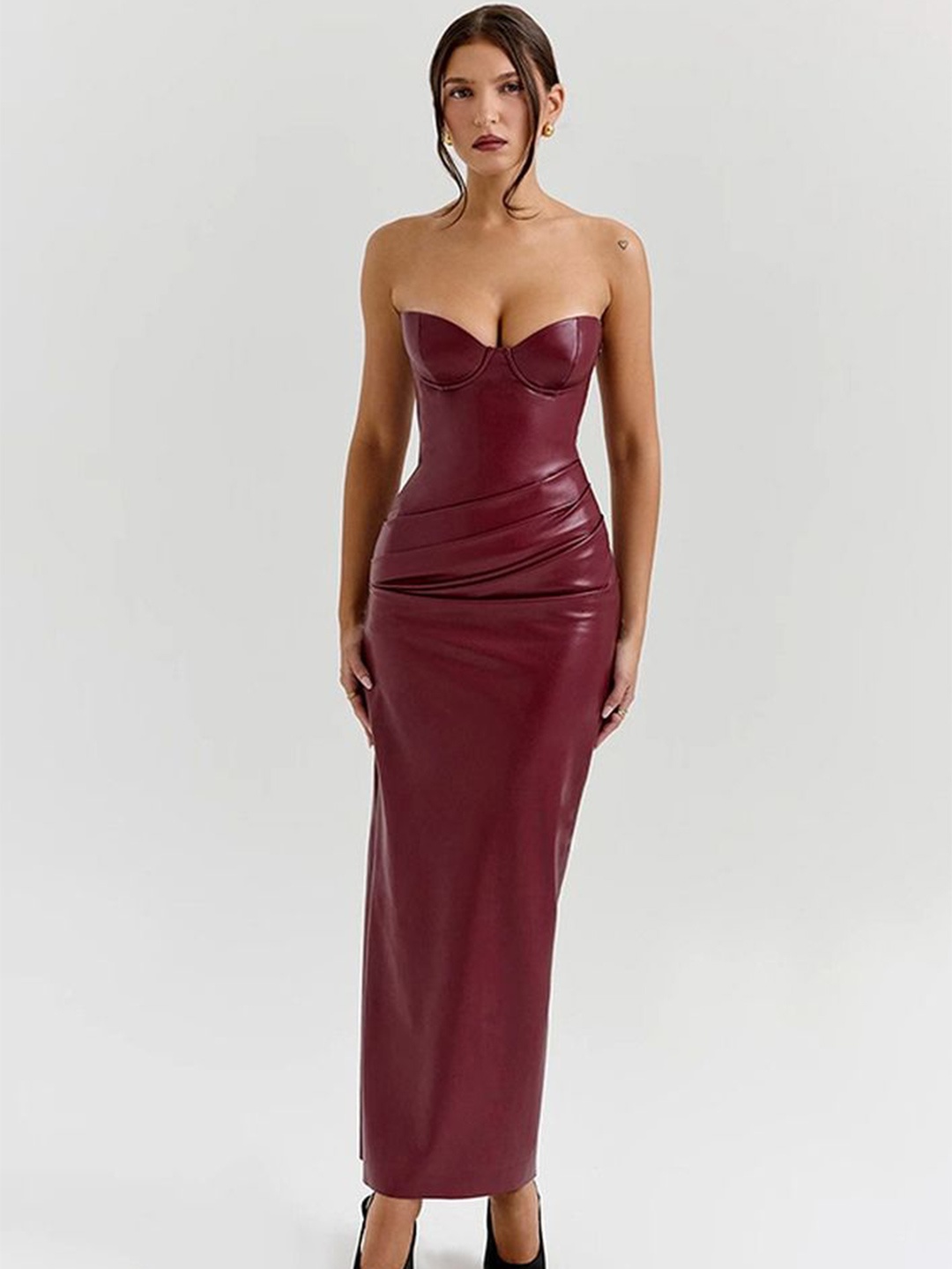 

LULU & SKY Women Off-Shoulder Bandeau Maxi Dress, Red