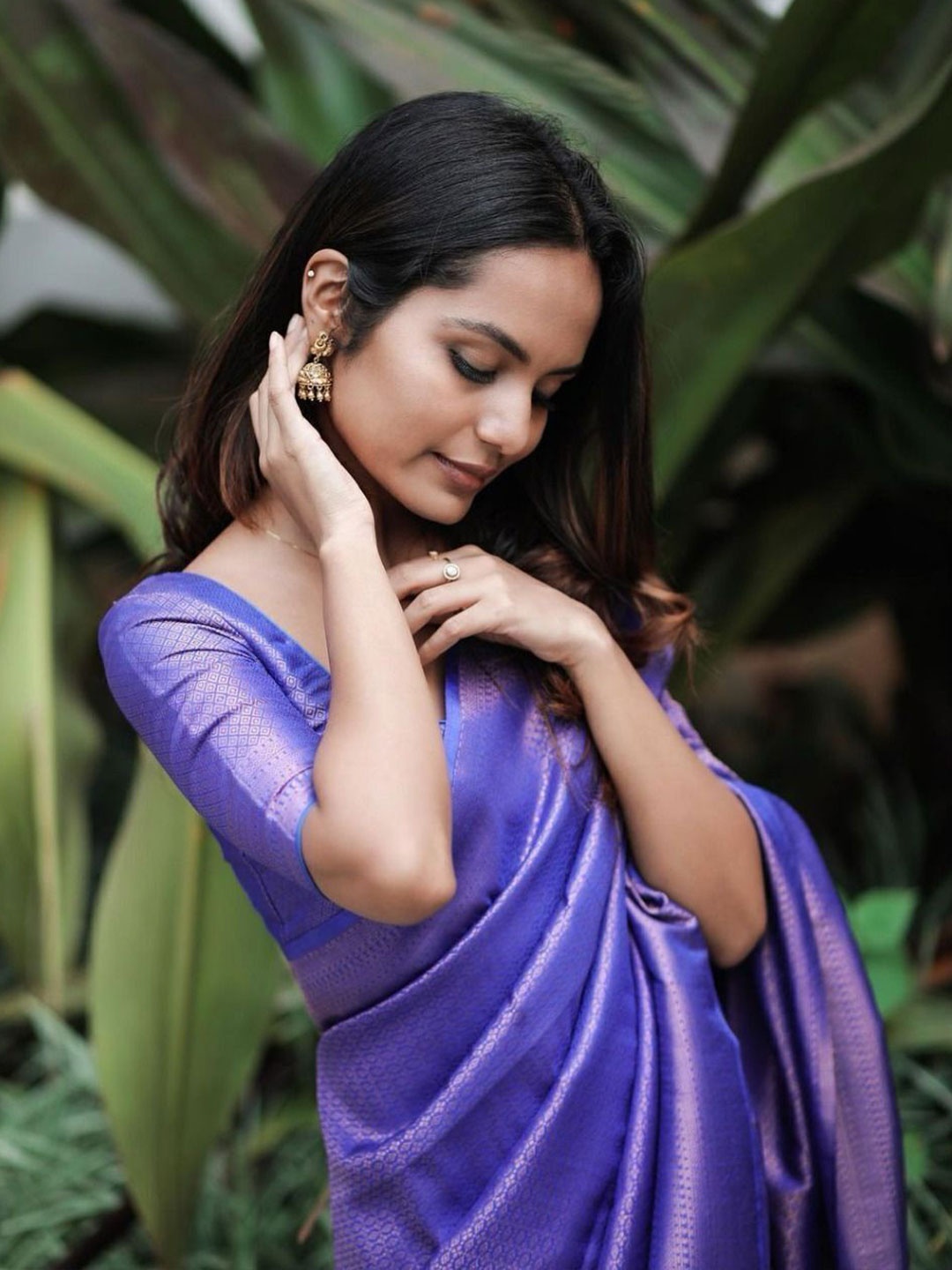 

Upalksh Woven Design Zari Pure Silk Banarasi Saree, Purple