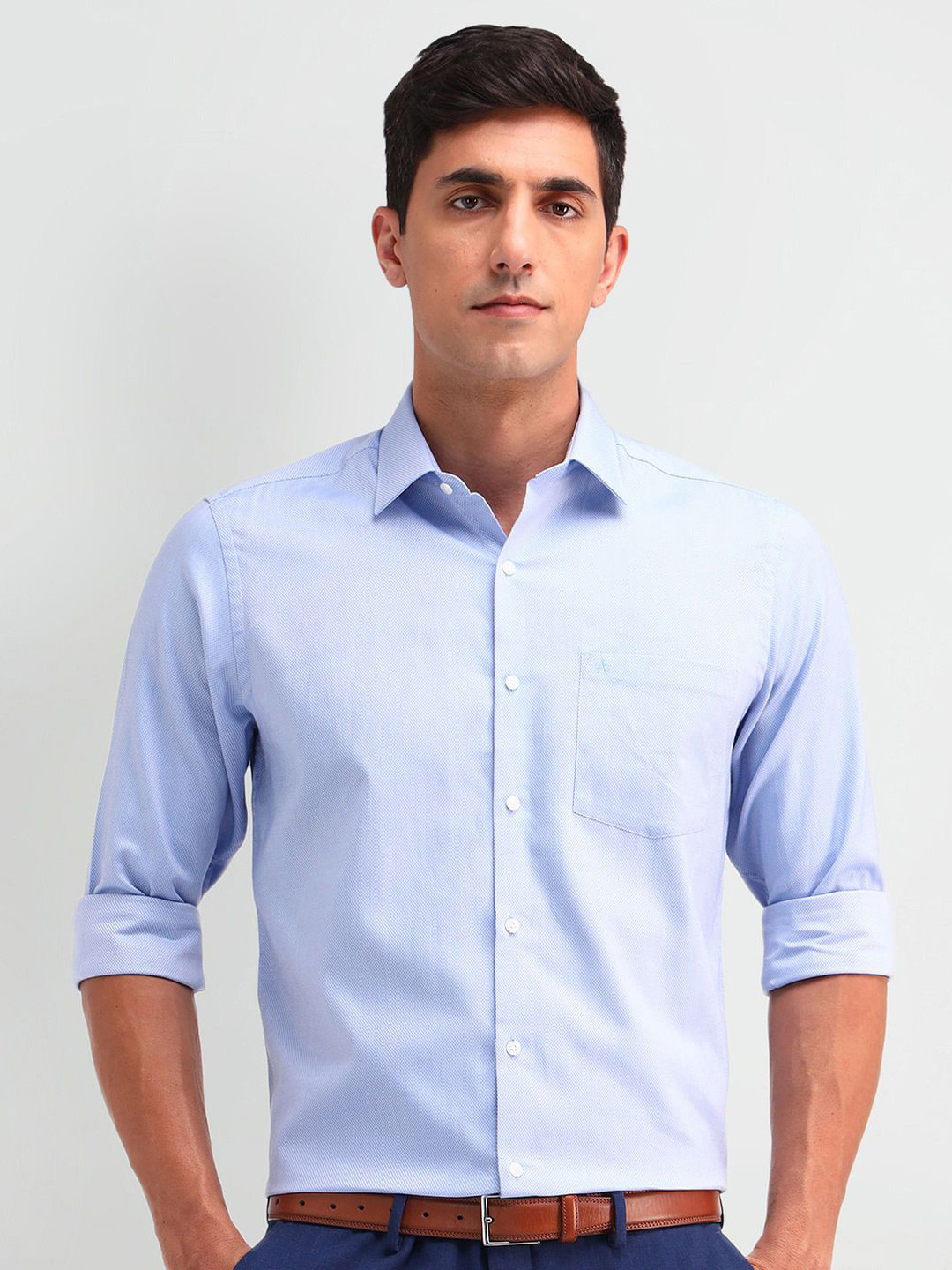 

Arrow Men Classic Slim Fit Spread Collar Solid Cotton Casual Shirt, Blue