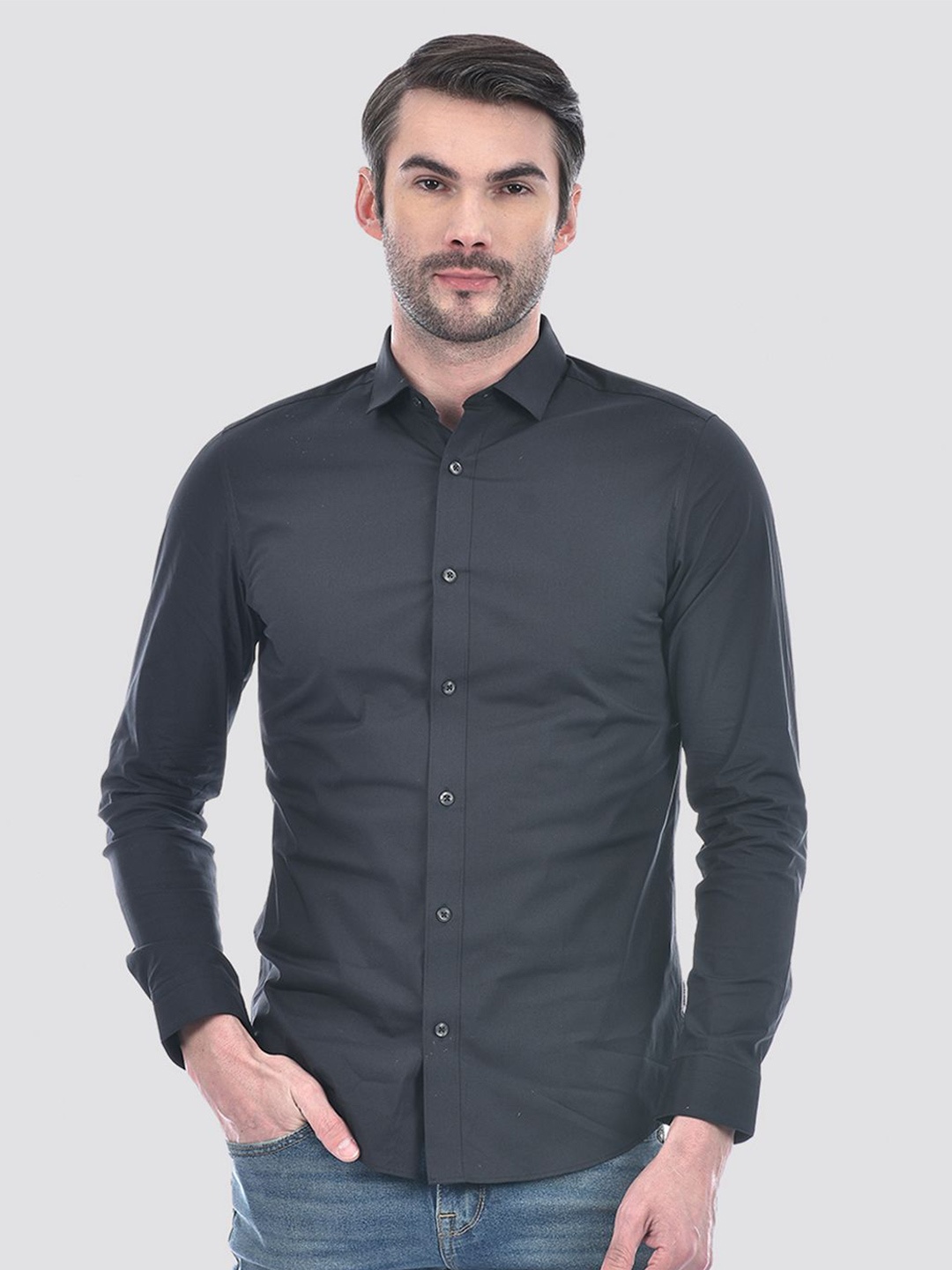 

Jack & Jones Men Slim Fit Spread Collar Solid Cotton Casual Shirt, Black