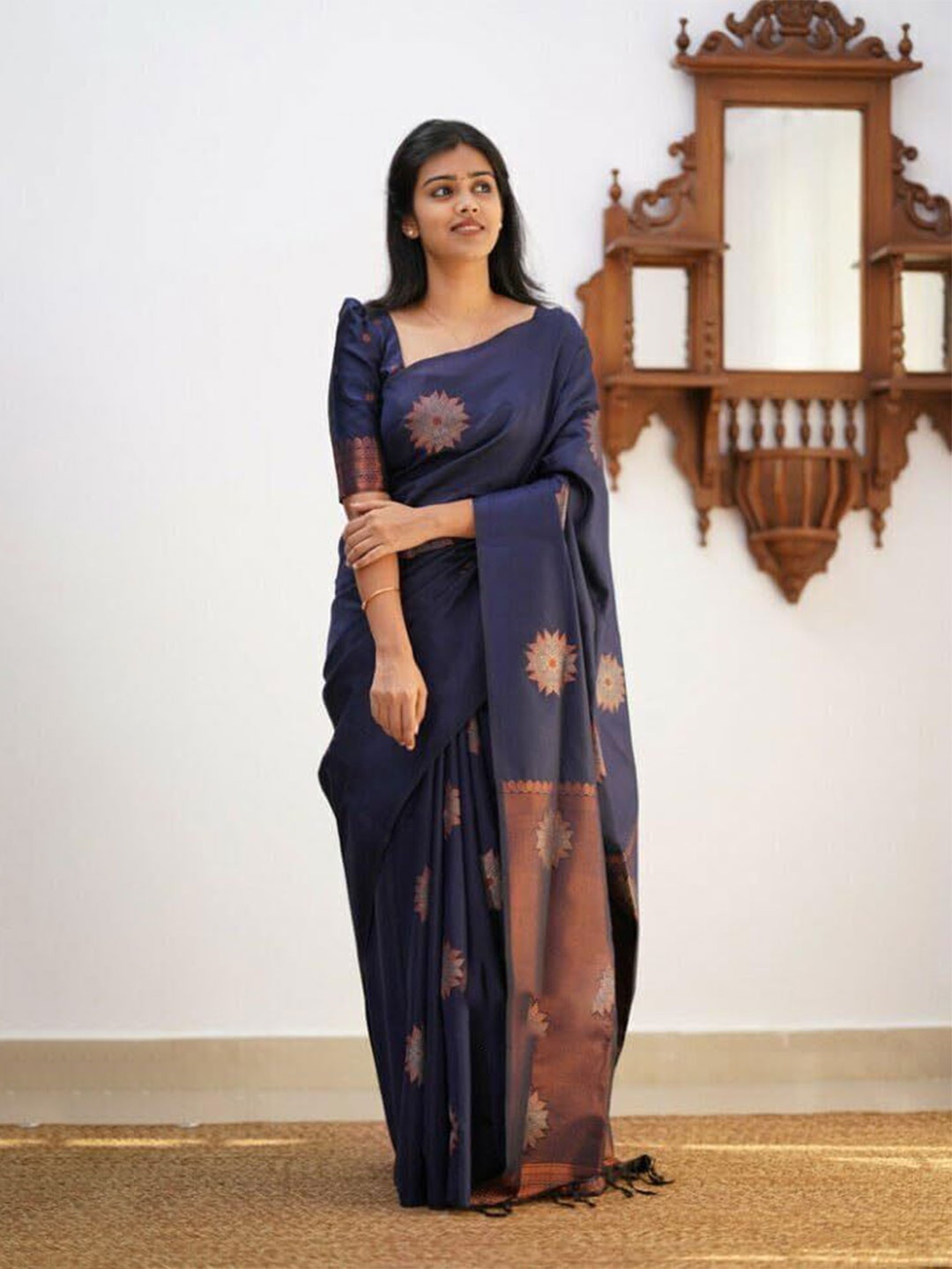 

Upalksh Woven Design Zari Pure Silk Jamdani Saree, Blue
