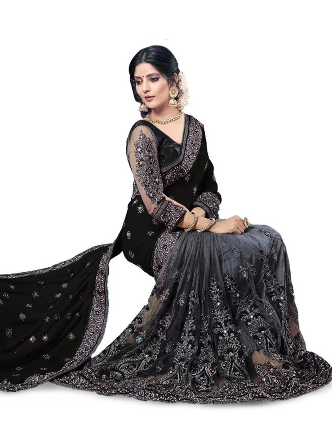 

Aika Women Floral Embroidered Pure Georgette Saree, Black