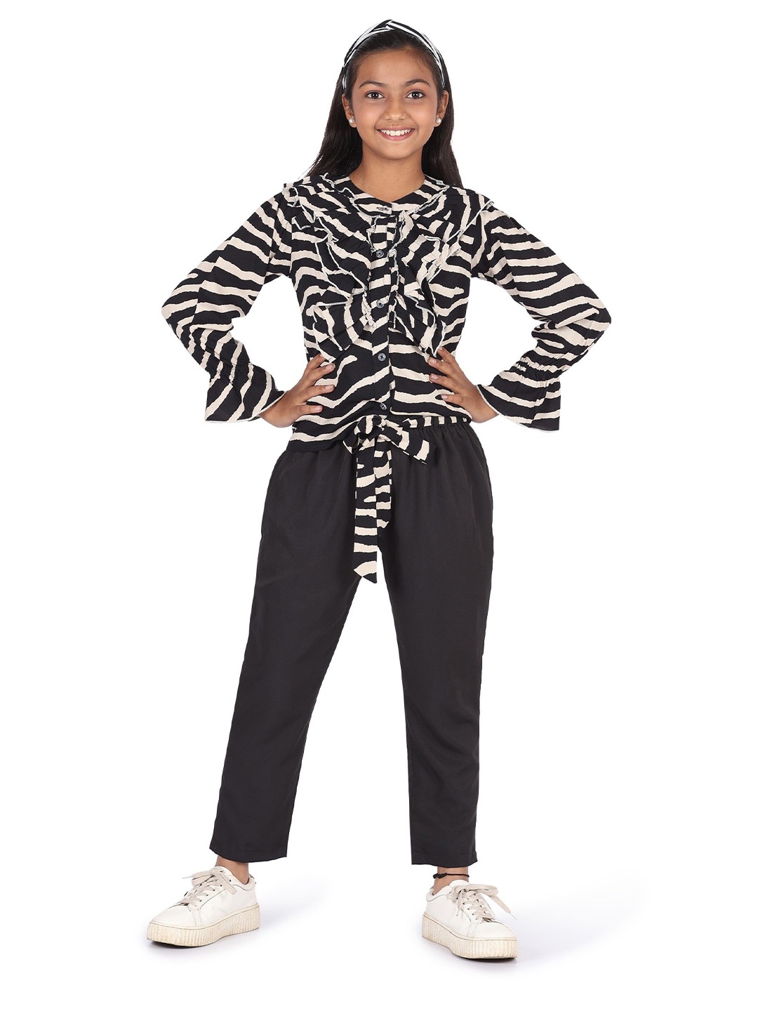 

SILK SPARROW Girls Printed Long Sleeves Shirt With Trousers, Black