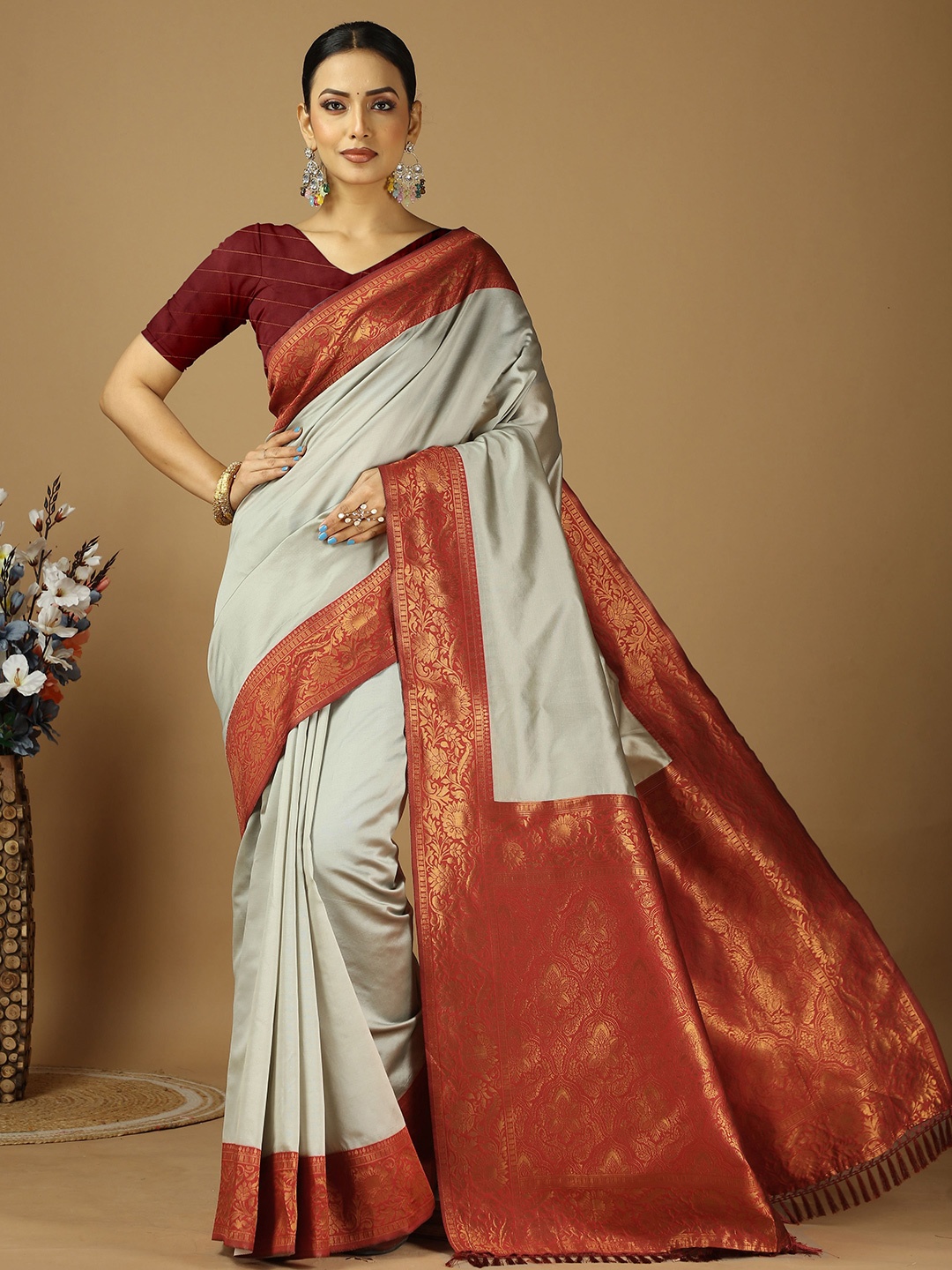 

HI FI NX Ethnic Motifs Woven Design Zari Kanjeevaram Saree, Grey