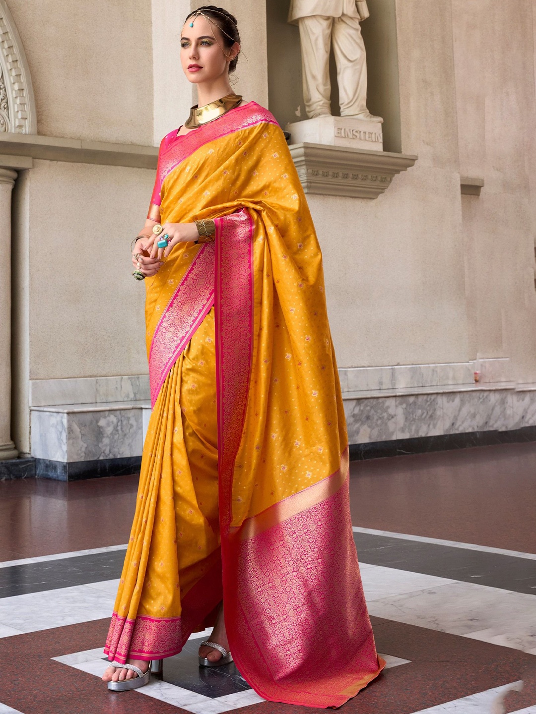 

MySilkLove Woven Design Zari Banarasi Saree, Orange