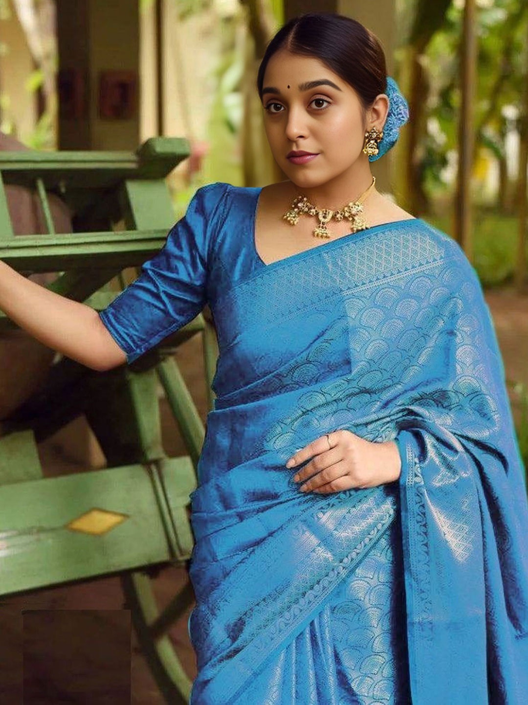 

Upalksh Woven Design Zari Kanjeevaram Saree, Blue