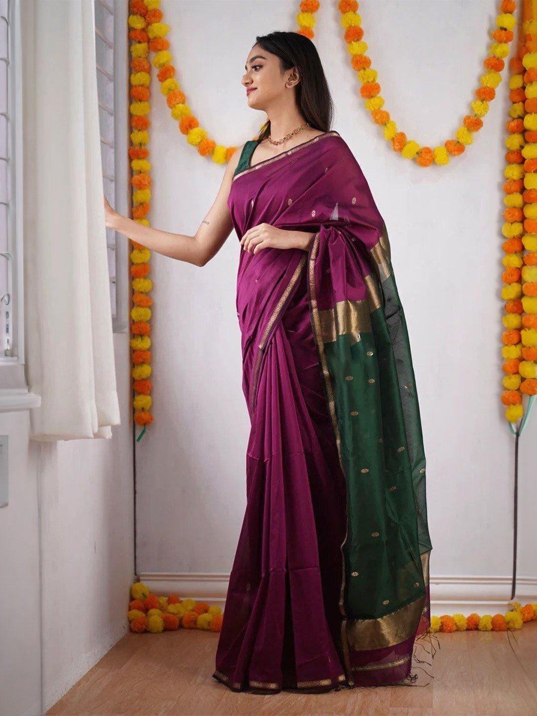 

Upalksh Woven Design Zari Silk Cotton Kota Saree, Burgundy