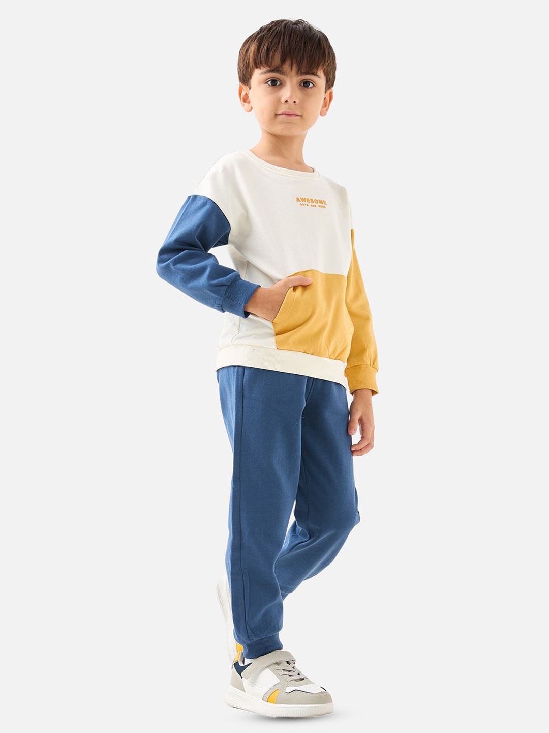 

Juniors by Babyshop Boys Colourblocked Pure Cotton Sweatshirt With Jogger, Blue