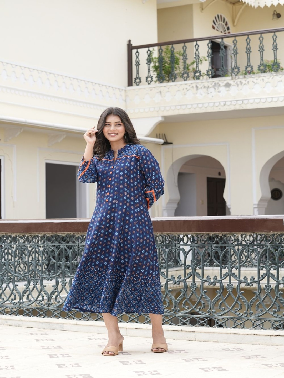 

YASH GALLERY Geometric Printed Mandarin Collar Fit & Flare Ethnic Dress, Blue