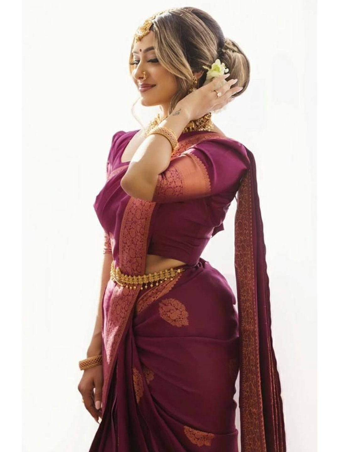 

Upalksh Woven Design Zari Kanjeevaram Saree, Purple