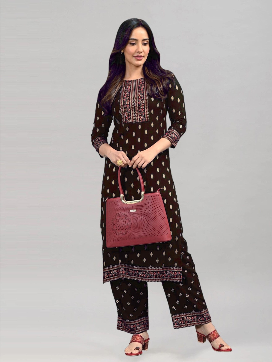 

Moda Rapido Floral Yoke Design Round Neck Straight Kurta with Palazzo, Purple