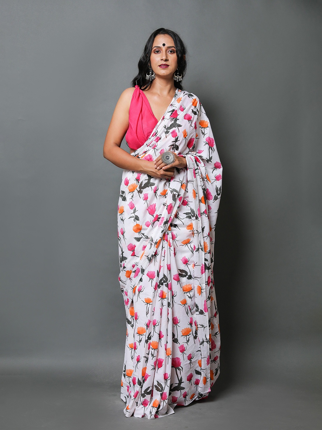 

Craft Musium Floral Pure Cotton Bagru Saree, White