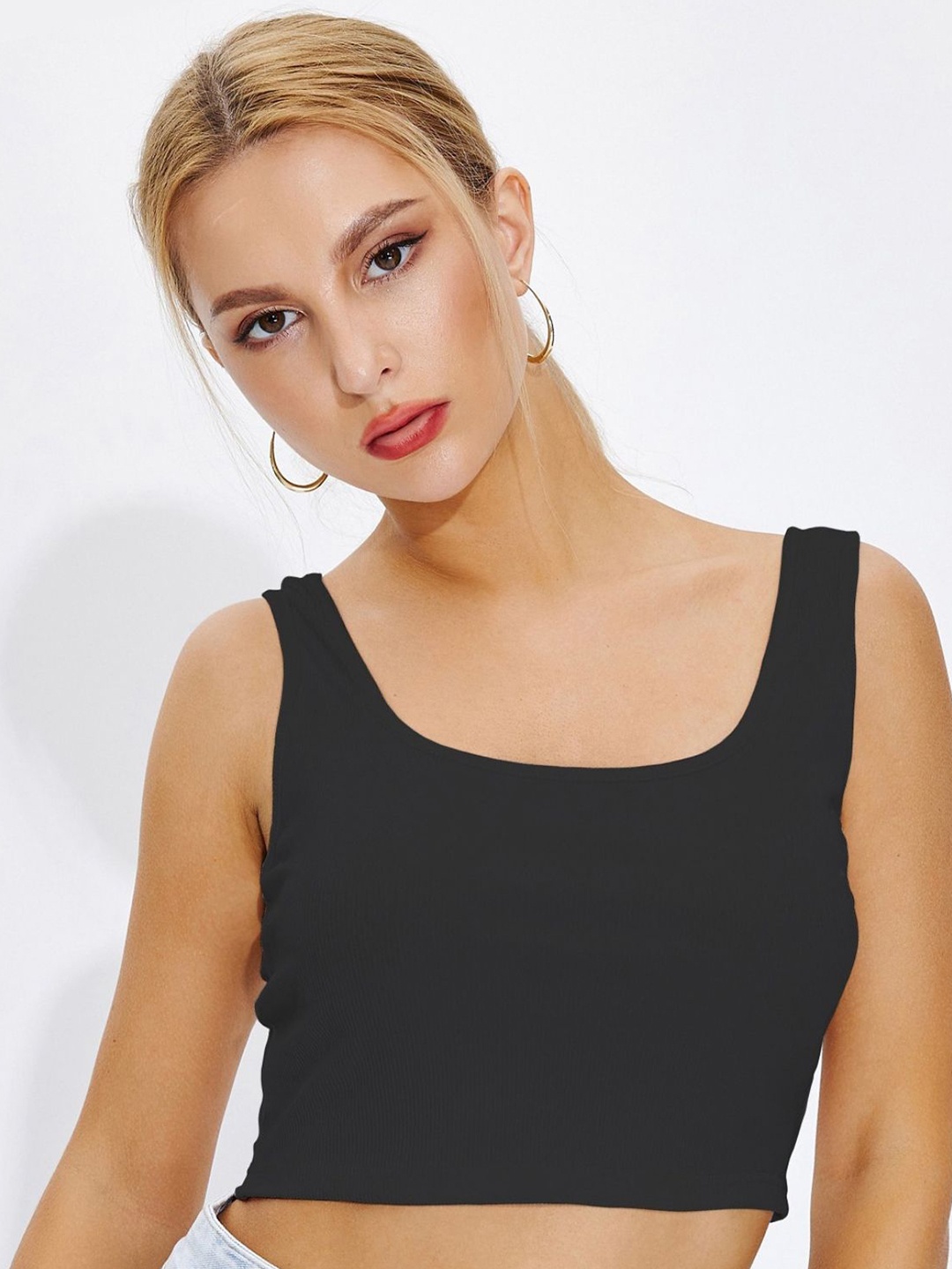 

sollobell Round Neck Cotton Crop Top, Black