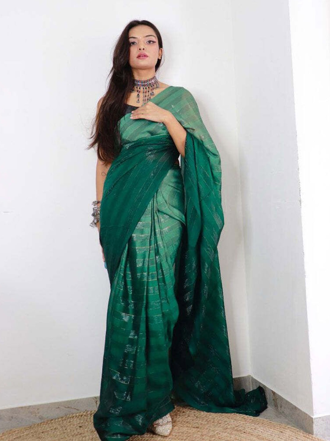 

Upalksh Striped Ombre Saree, Green