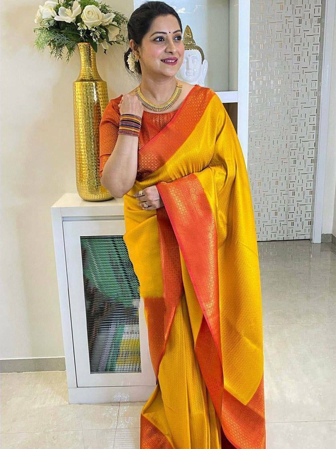 

Upalksh Woven Design Zari Kanjeevaram Saree, Yellow