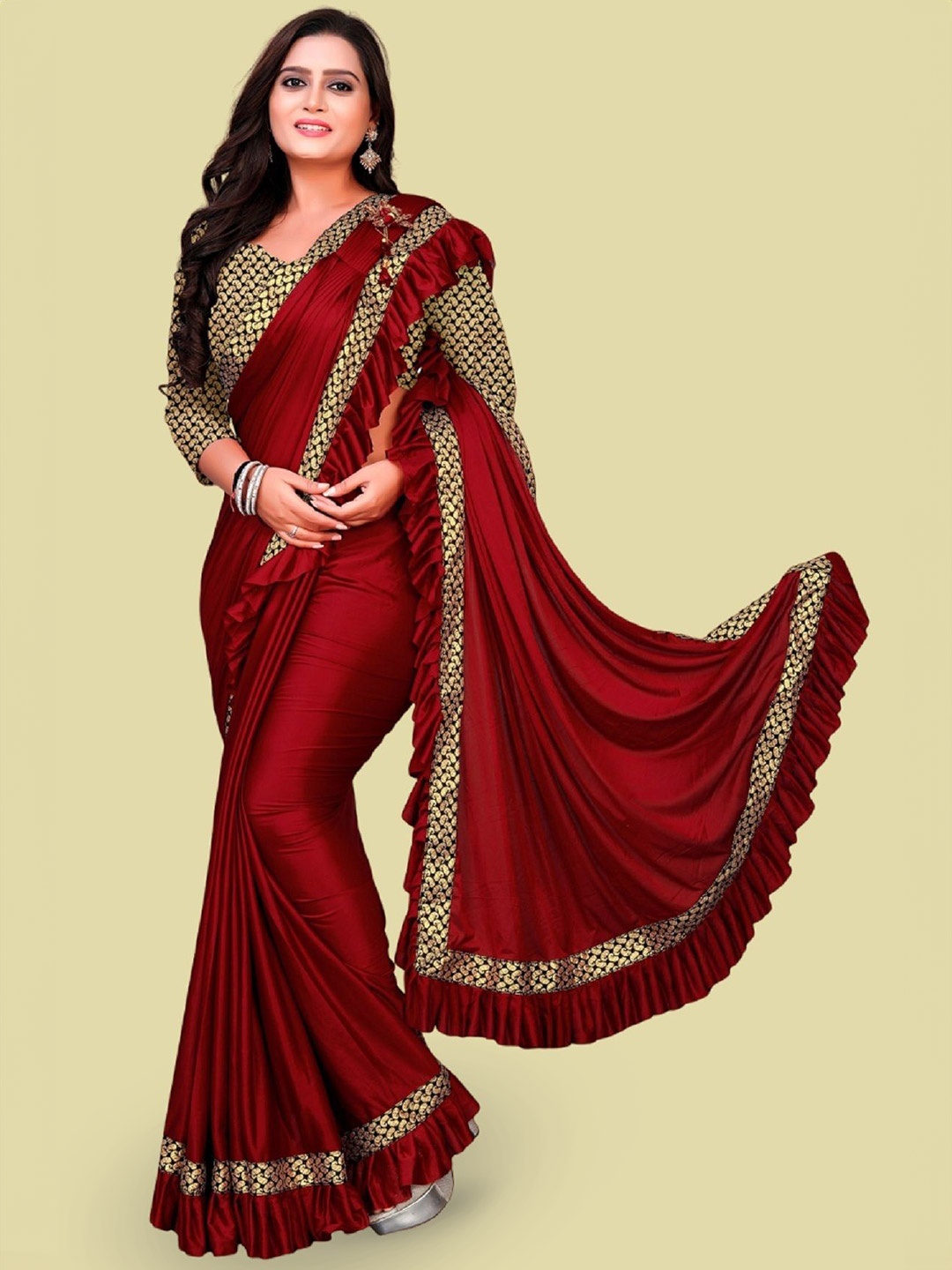 

Aika Zari Pure Georgette Saree, Red