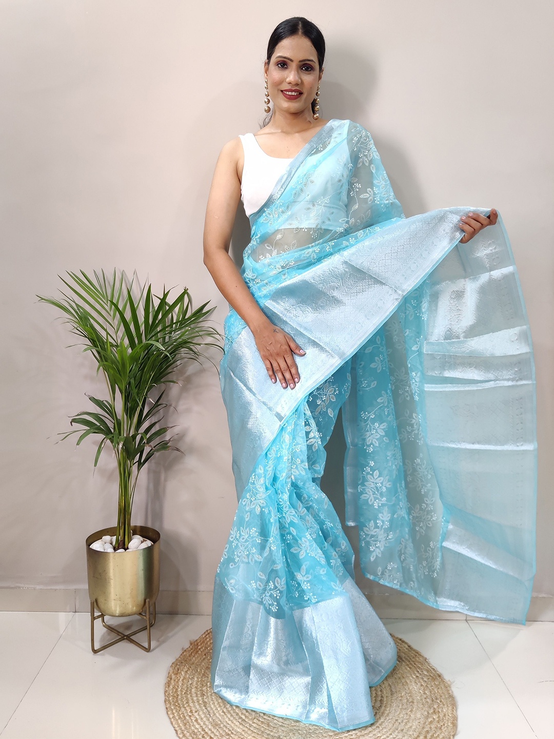 

Upalksh Woven Design Zari Kota Saree, Blue