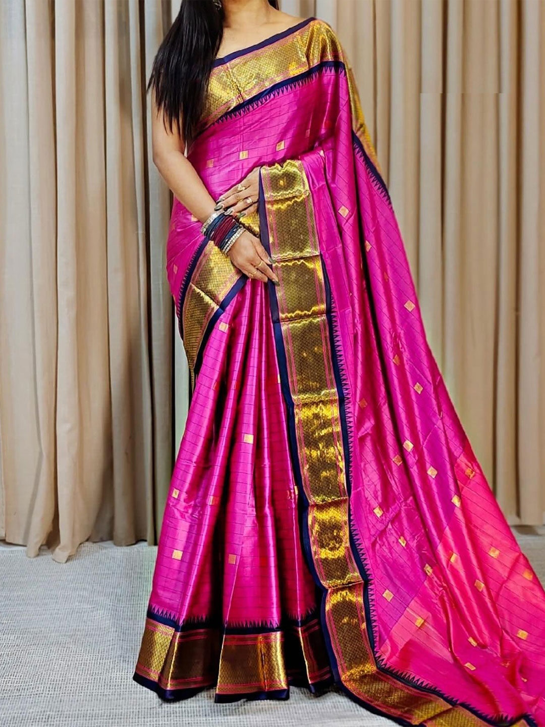 

Aika Woven Design Zari Pure Chiffon Leheriya Saree, Pink