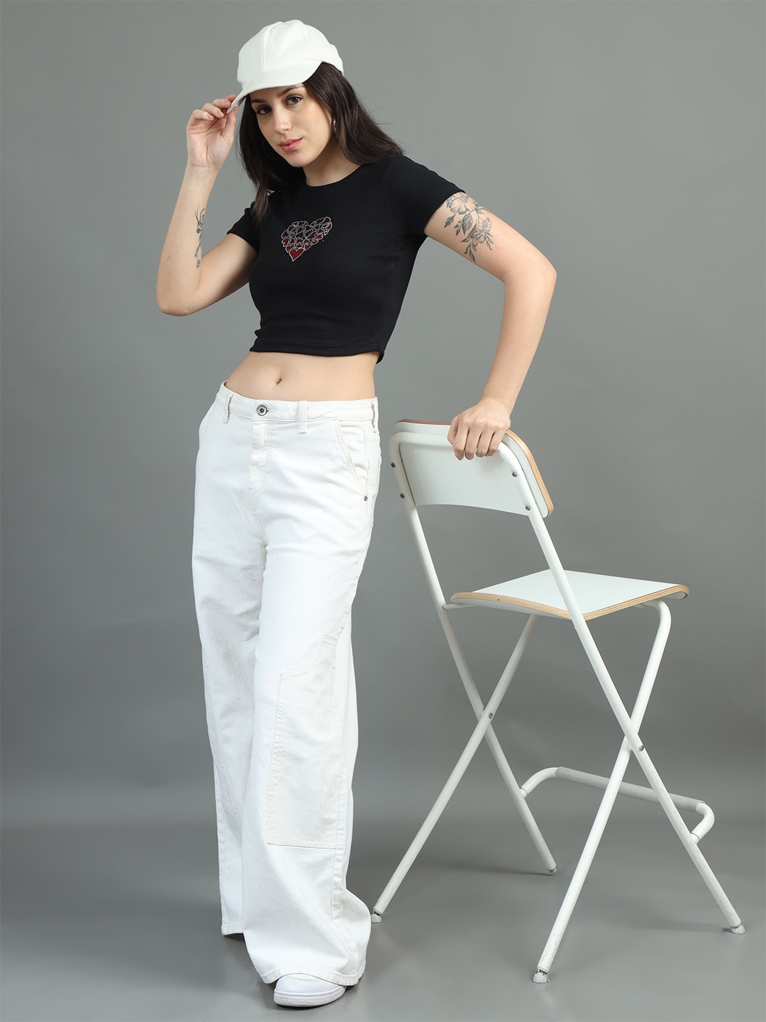 

sollobell Women Printed Cotton Fitted Crop Top, Black
