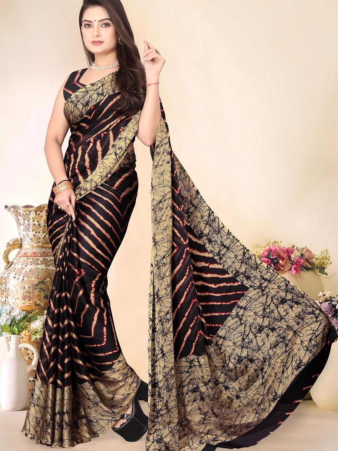 

SUPERLAXMI Pure Chiffon Leheriya Saree, Black