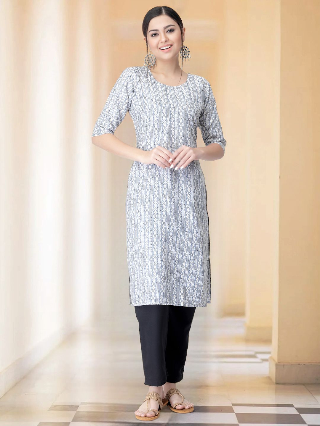 

7Threads Selection Of 2 Ethnic Motifs Printed Round Neck Straight Kurtas With Trousers, Navy blue