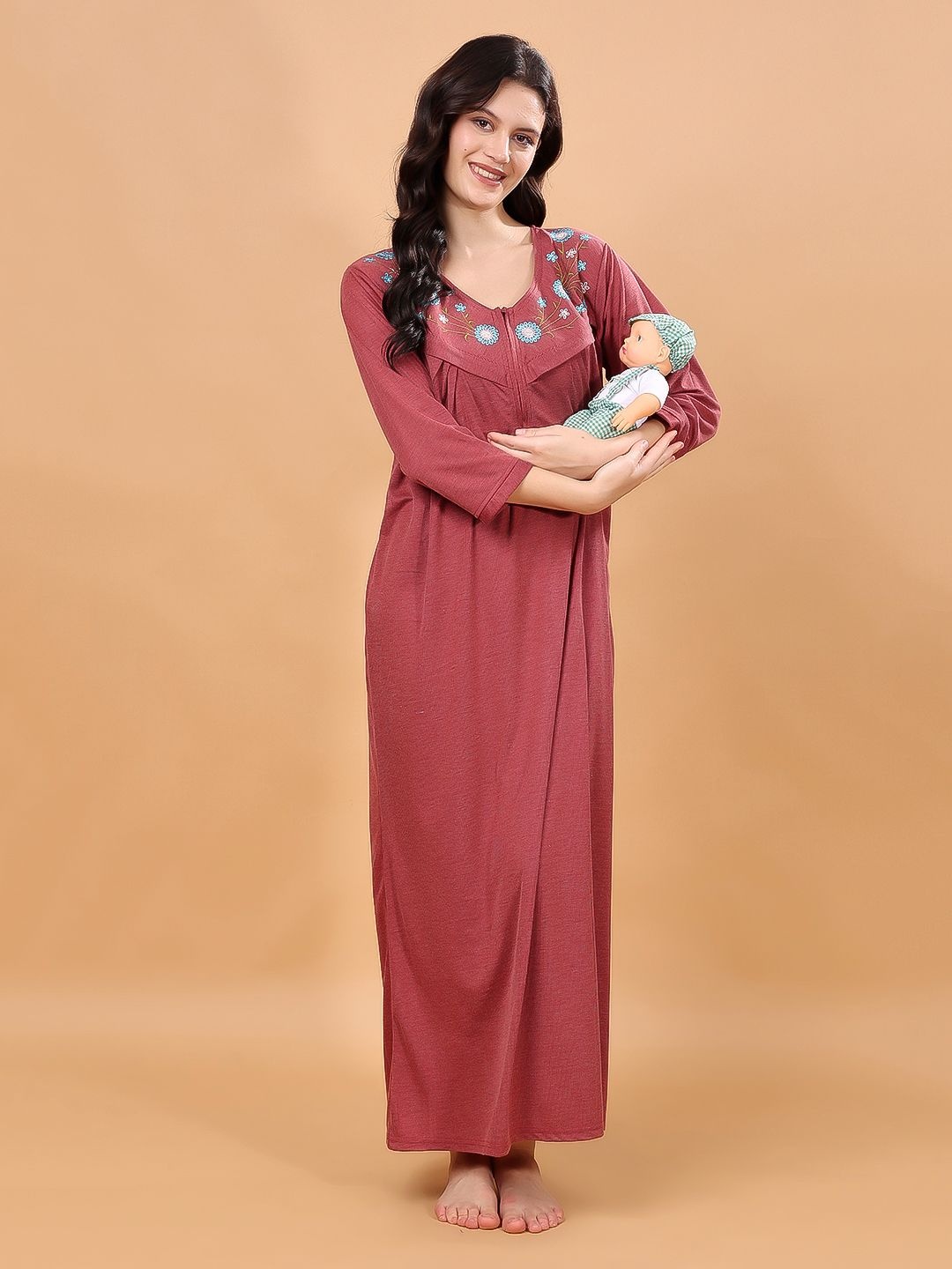 

CHUI MUI Maxi Nightdress, Maroon