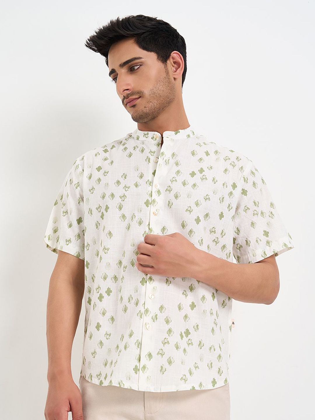 

indus route by Pantaloons Men Band Collar Floral Printed Cotton Casual Shirt, White