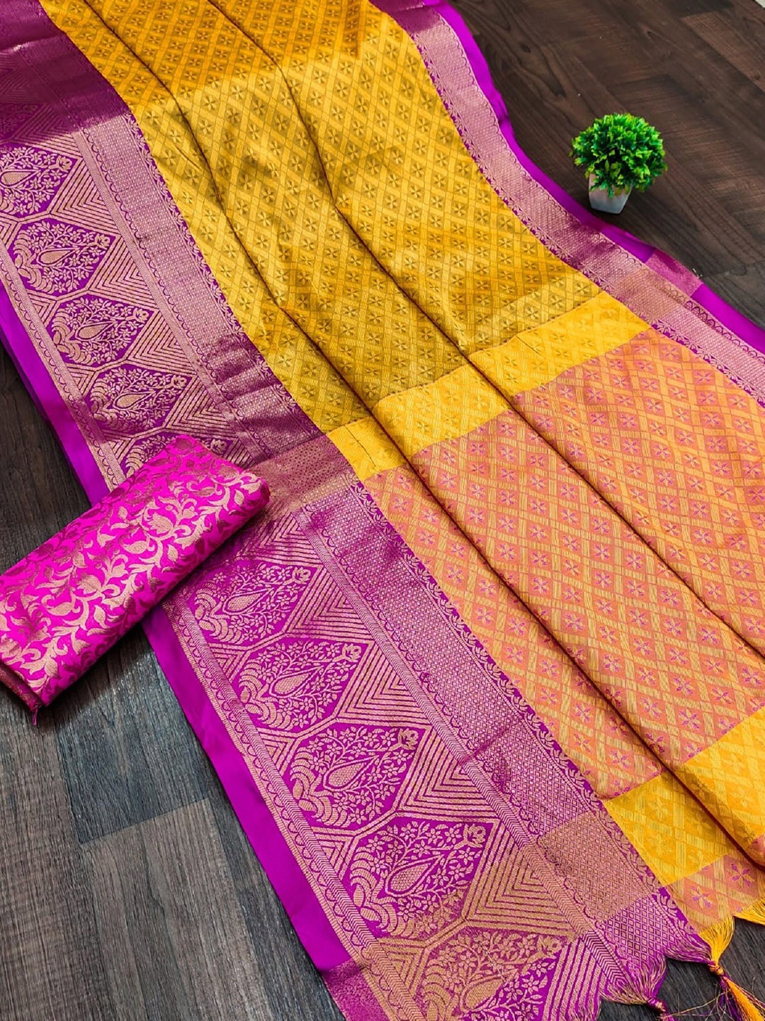 

Aika Ethnic Motifs Woven Design Zari Pure Silk Banarasi Saree, Magenta